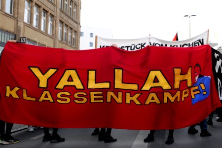 Revolutionary 1st may demonstration Berlin 2021 02