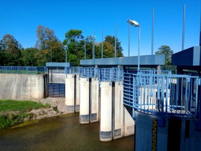 Rench-Flutkanal, Regulierwehr, Ein- und Auslassbauwerk Holchen