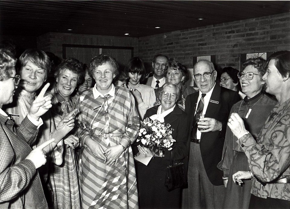 Reunie bij de Pyamafabriek Nobelt. Aangekocht in 1977 van United Photos de Boer bv, NL-HlmNHA 54028842