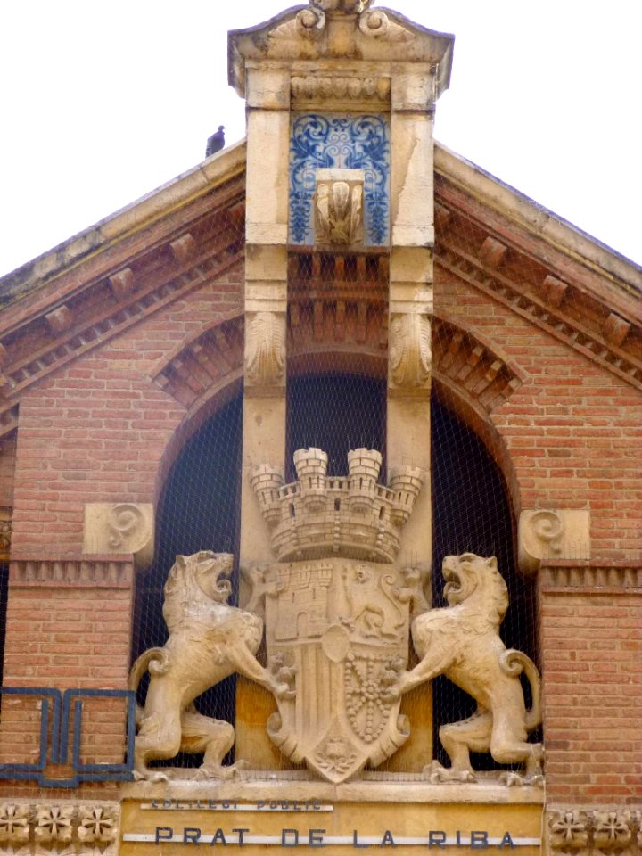 Reus - Escuelas Prat de la Riba 3