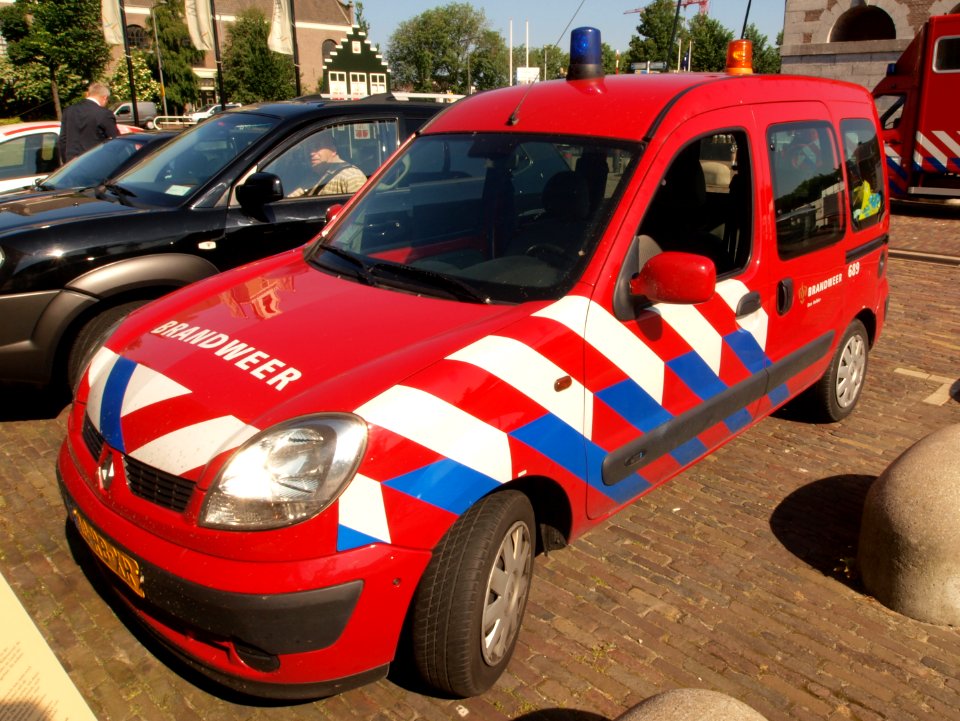 Renault Kangoo 1.5 DCI 60KW (2005) of the Den Helder Fire Dept