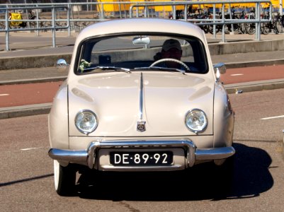 Renault Dauphine DE-89-92 pic1