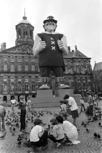 Reus op de Dam voor buitenland, Bestanddeelnr 929-7611