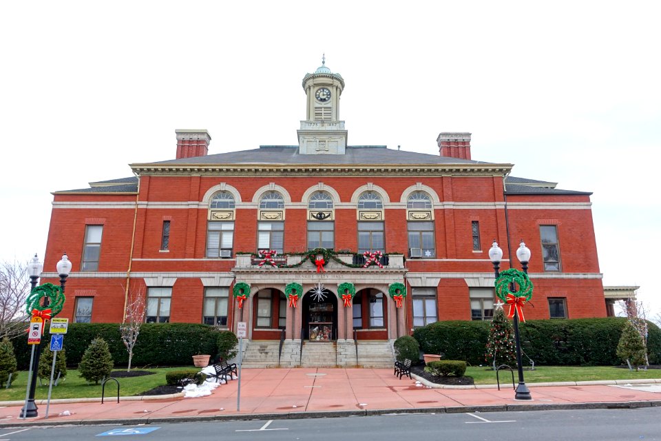 Revere City Hall - Revere, Massachusetts - DSC04469