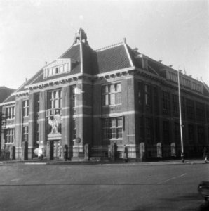 Reportage Herrijzend Nederland. Gebouw Regeringsvoorlichtingsdienst te Eindhov, Bestanddeelnr 901-0121 photo