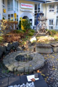 Rennerod, Tiefbrunnen, Hauptstraße, bei Nr. 65 (2)