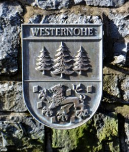 Rennerod, Brunnenanlage Wappen Westernohe