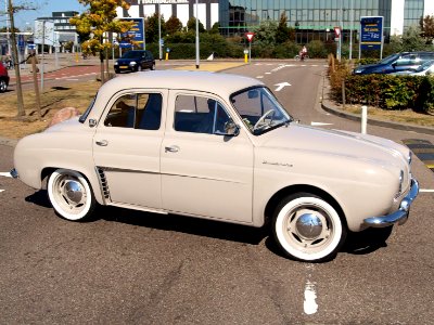 Renault Dauphine DE-89-92 pic4