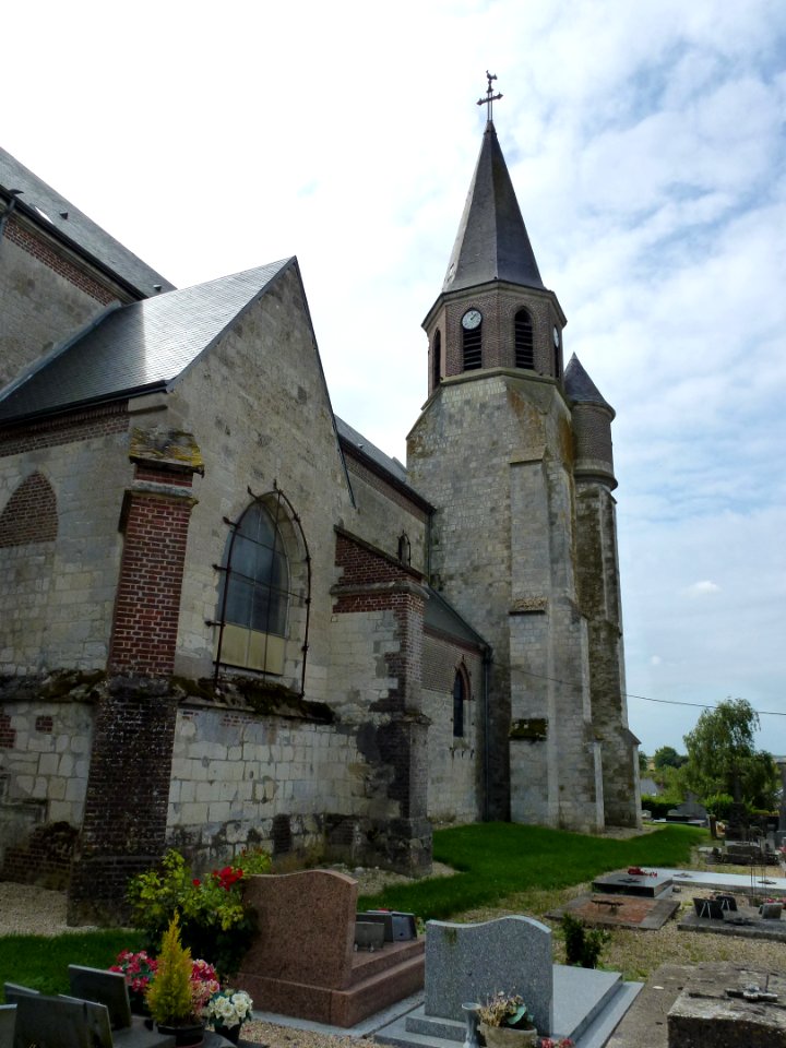 Renneville (Ardennes) église St-Nicolas 04