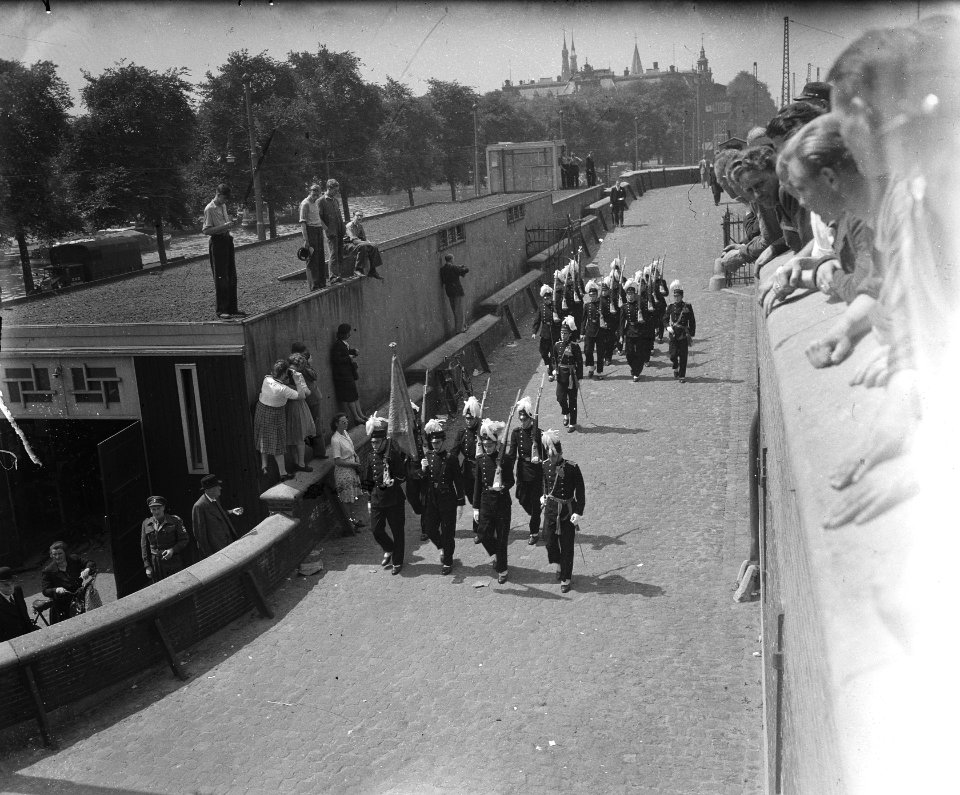 Reunistenoptocht Amsterdamse studenten. Schutterij, Bestanddeelnr 902-2408