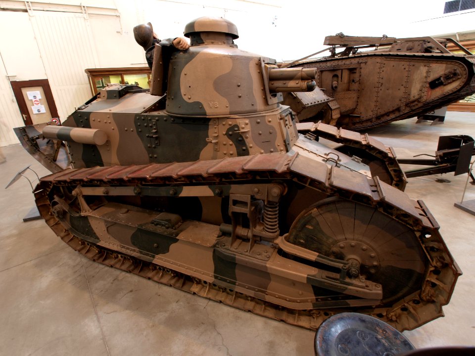 Renault FT 17 pic3