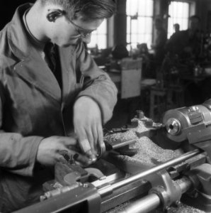 Reportage Optische Industrie De Oude Delft (‘OldDelft’), Bestanddeelnr 901-5793