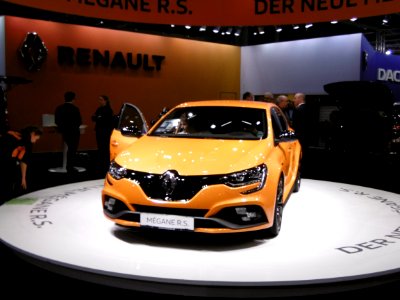 Renault Megane 4 R.S. (1) - Vienna Autoshow 2018 photo