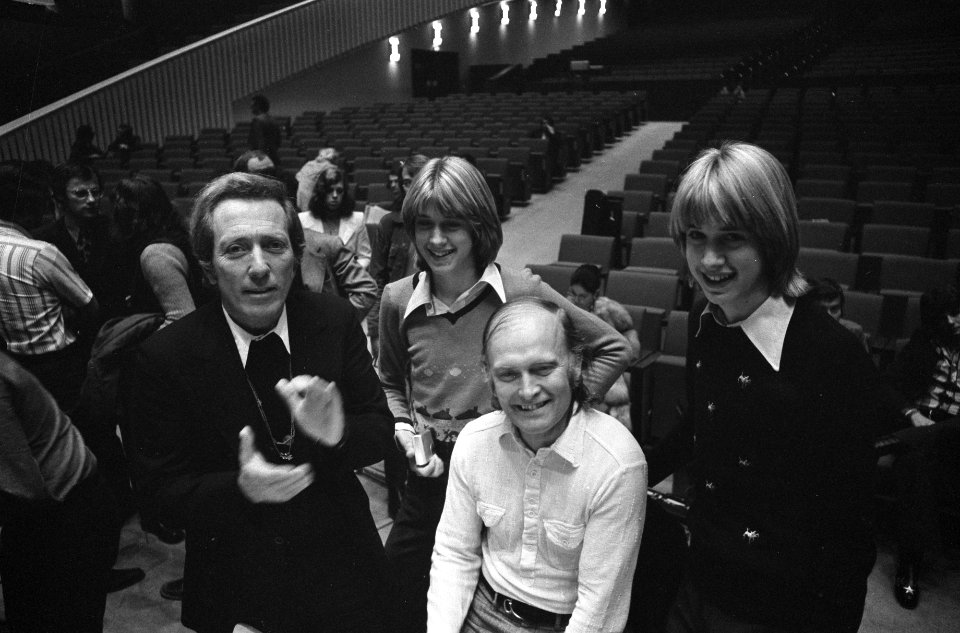 Repetities Unicef Gala Andy Williams (l) en neven Andy en David (r), midden di, Bestanddeelnr 927-1109