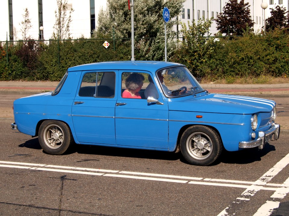 Renault R1134 Gordini EN-10-06 pic4
