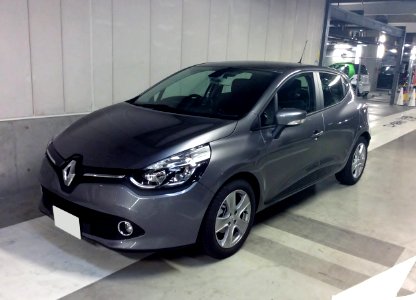 Renault LUTECIA IV ACTIF front