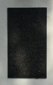 Rendel, Gefallenendenkmal. Tafel 1