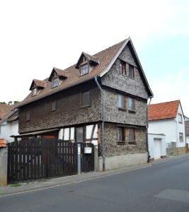 Rendel, Obergasse 12
