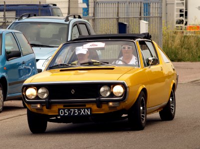 Renault R17 TL (1073) pic-002