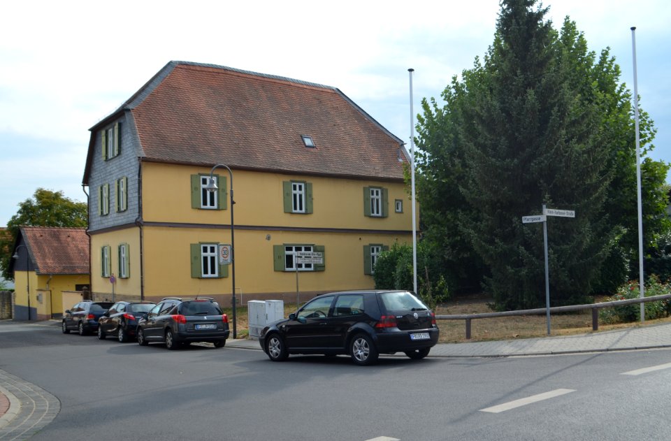 Rendel, Pfarrgasse 1