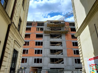 Renovace budovy u nemocnice U Sv. Anny 20210601 103629