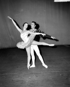 Repetitie van het Nederlands Ballet met als gastsoliste Irene Skorik, Bestanddeelnr 910-8029