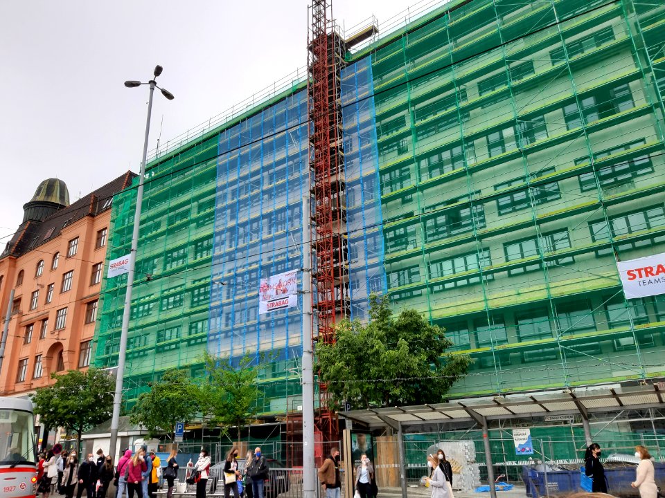 Renovace budovy poblíž OC Letmo 20210524 170820