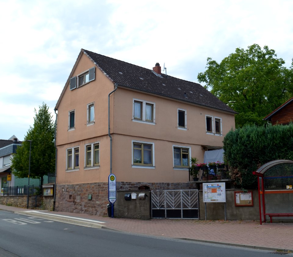 Rendel, Klein-Karbener Straße 3 (1)