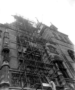 Reparatie schoonmaken ramen Rijksmuseum, Bestanddeelnr 905-7472