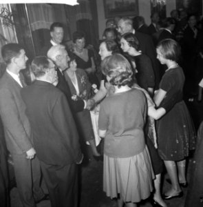 Repetitie bij Schiller, Bestanddeelnr 913-1424