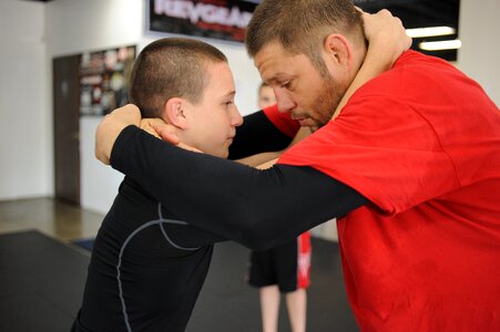 Grappling kickboxing combat