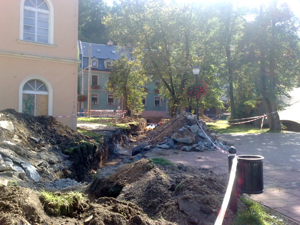 Renovace plynovodu u Vojenskych lazni 28092013 H