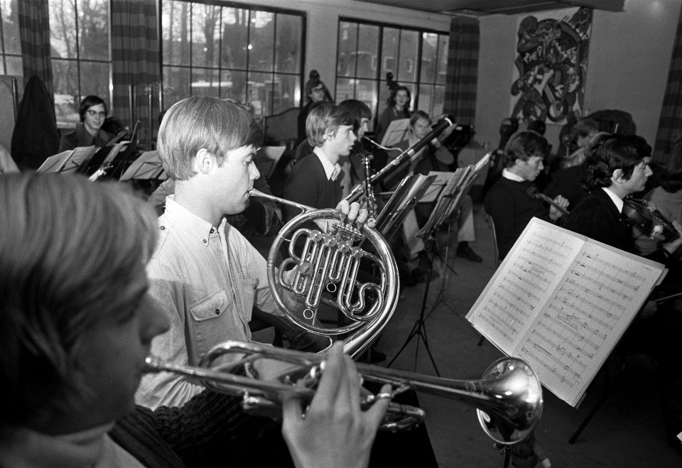 Repetities Nederlands Studenten Orkest in Bergen, orkest tijdens repetitie, Bestanddeelnr 926-1471