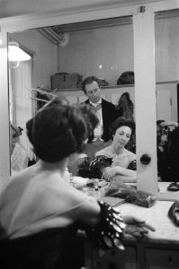 Repetitie van rosella Hightower en Alexander Kalounjny met het Amsterdams ballet, Bestanddeelnr 911-9921