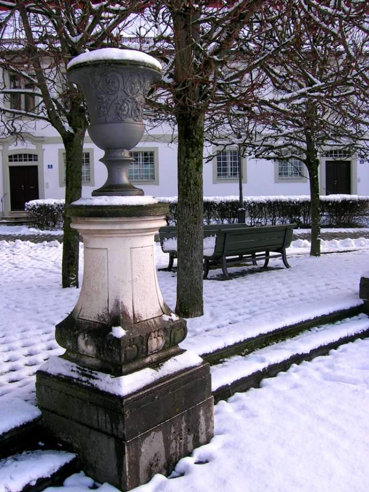 Residenzplatz Eichstätt -Ziervase 2015-01 (2)