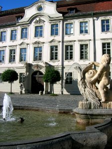 Residenzplatz Eichstätt kleiner Brunnen -2