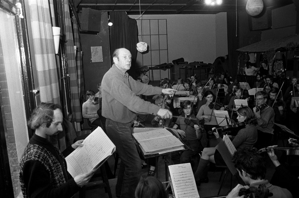 Repetities Nederlands Studenten Orkest in Bergen, orkest tijdens repetitie, Bestanddeelnr 926-1467