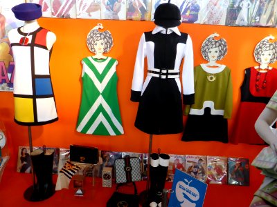 RENOWN Clothes (1)