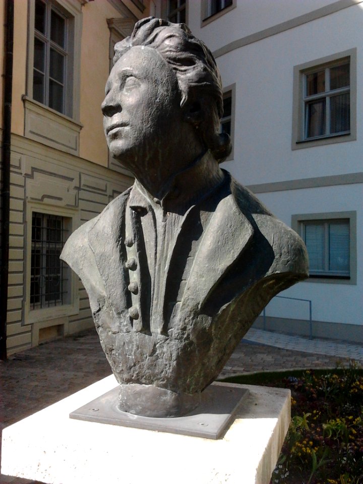 Residenzplatz Eichstätt -Büste Gabriel de Gabrieli (3)