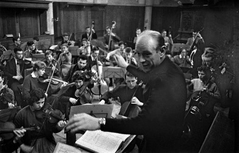 Repetitie van het Nederlands Studenten Orkest in Bergen, Bestanddeelnr 911-9494