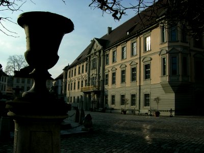 Residenzplatz Eichstätt -Residenz Ziervase