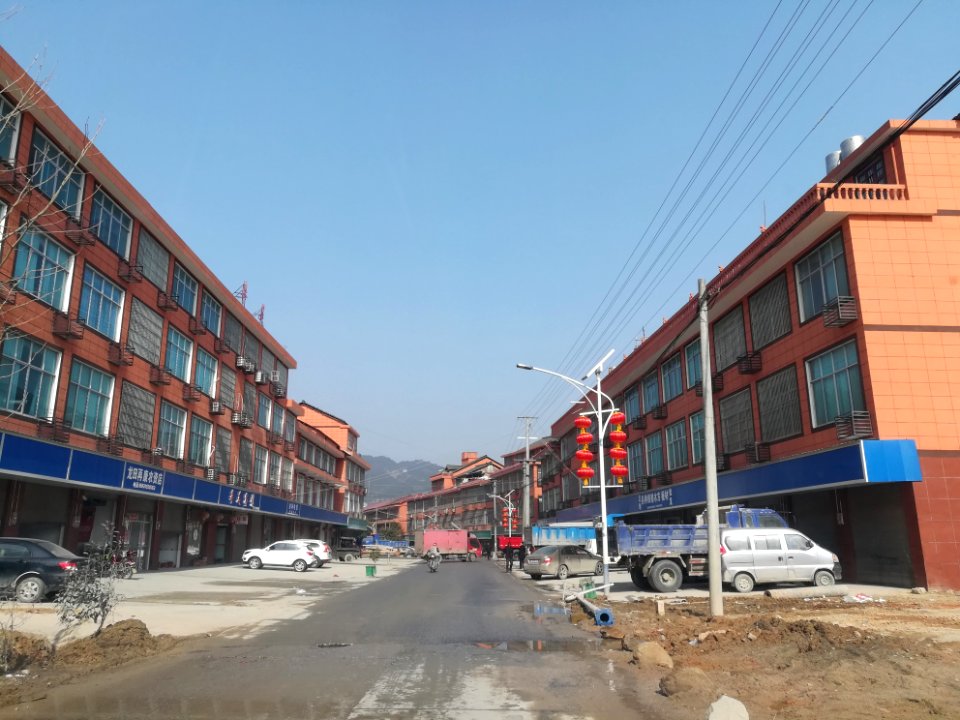 Residential buildings in Longtian Town of Ningxiang, 12 February 2018, 02