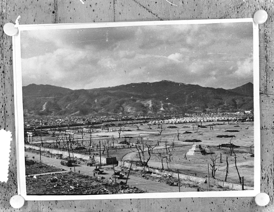 Repros Hiroschima Royal Film, Bestanddeelnr 906-3282