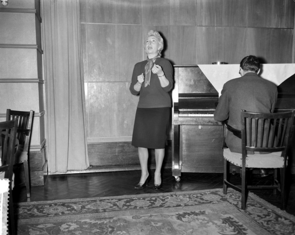 Repetities voor de Finale van het Nationaal Songfestival 1960 in Hilversum, Jany, Bestanddeelnr 910-9974
