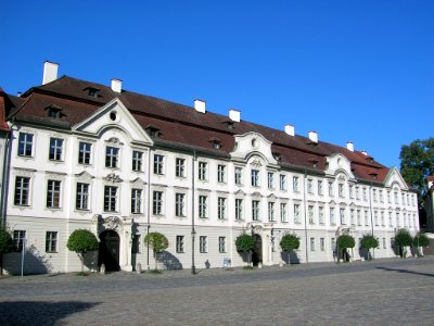 Residenzplatz 6-12 Eichstätt D-1-76-123-215