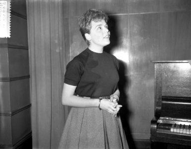 Repetities voor de Finale van het Nationaal Songfestival 1960 in Hilversum, Gree, Bestanddeelnr 910-9970