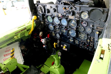 Republic F-84F Thunderstreak, cockpit, 1950 - Evergreen Aviation & Space Museum - McMinnville, Oregon - DSC00592