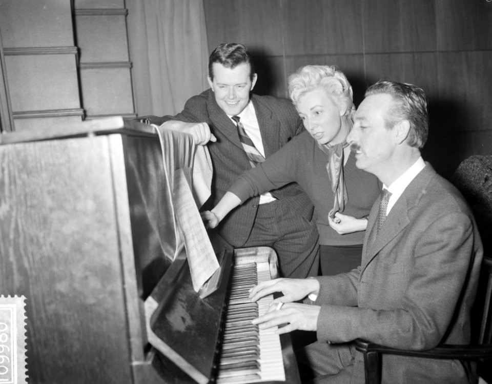 Repetities voor de Finale van het Nationaal Songfestival 1960 in Hilversum, v.l., Bestanddeelnr 910-9980