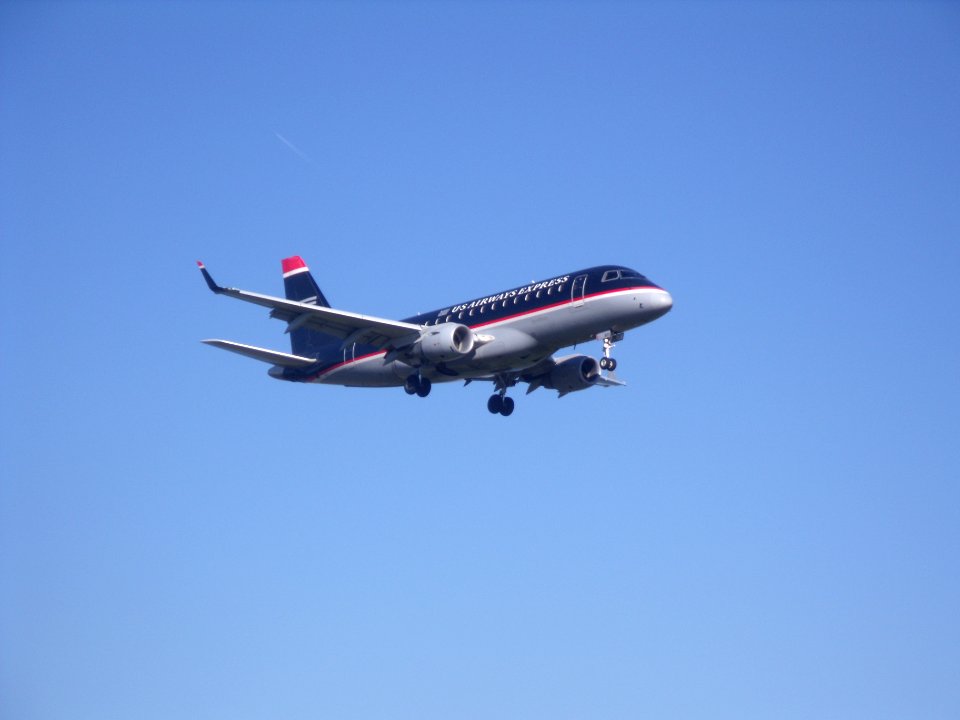 Republic Airlines E170 N801MA KDCA