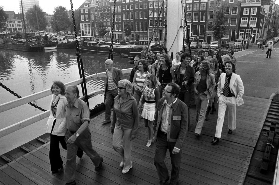 Repetities voor Wat een Planeet , van Annie M. G. Schmidt begonnen, alle medewer, Bestanddeelnr 926-6217